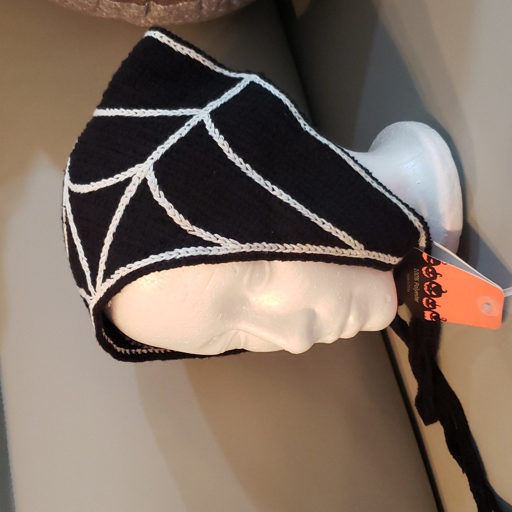 Spider web head covering NWT